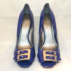 BCBG Peeptoe patent leather indigo blue heels